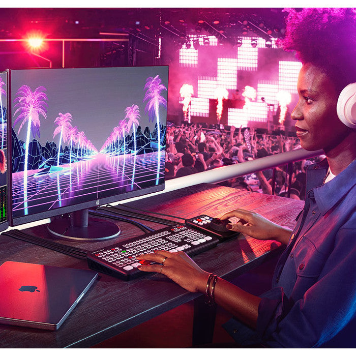 Blackmagic Design HyperDeck Shuttle HD lifestyle