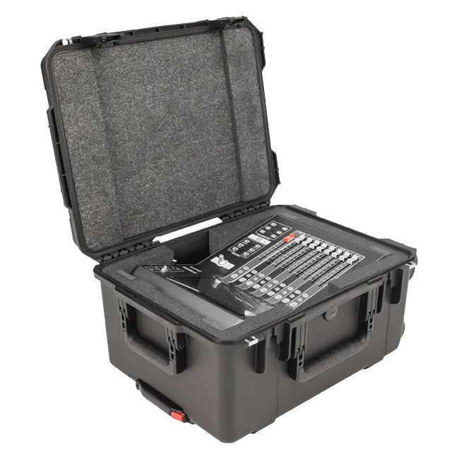 SKB 3i2015-10DM3 iSeries Yamaha DM3 Mixer Case with mixer