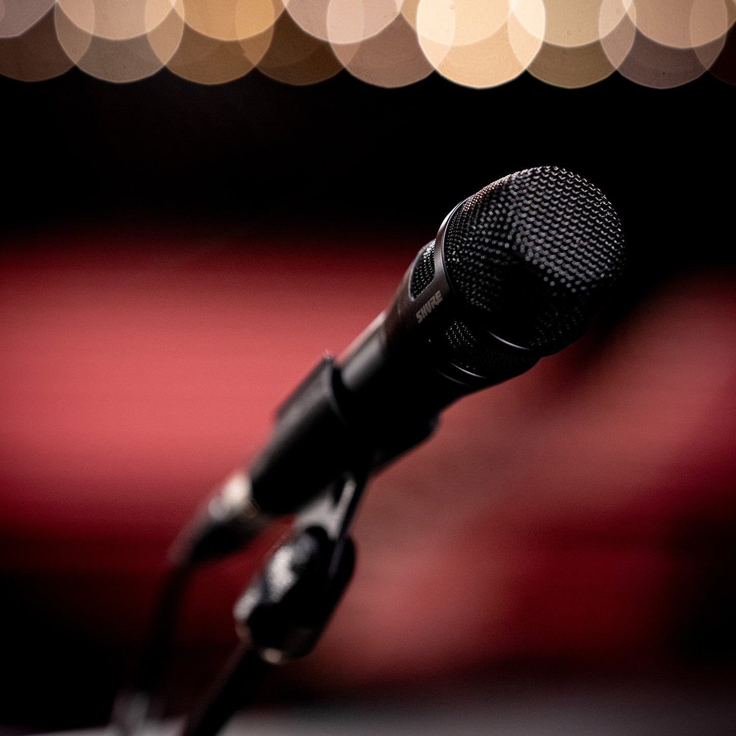 Shure Nexadyne 8/S Supercardioid Dynamic Vocal Microphone lifestyle 2