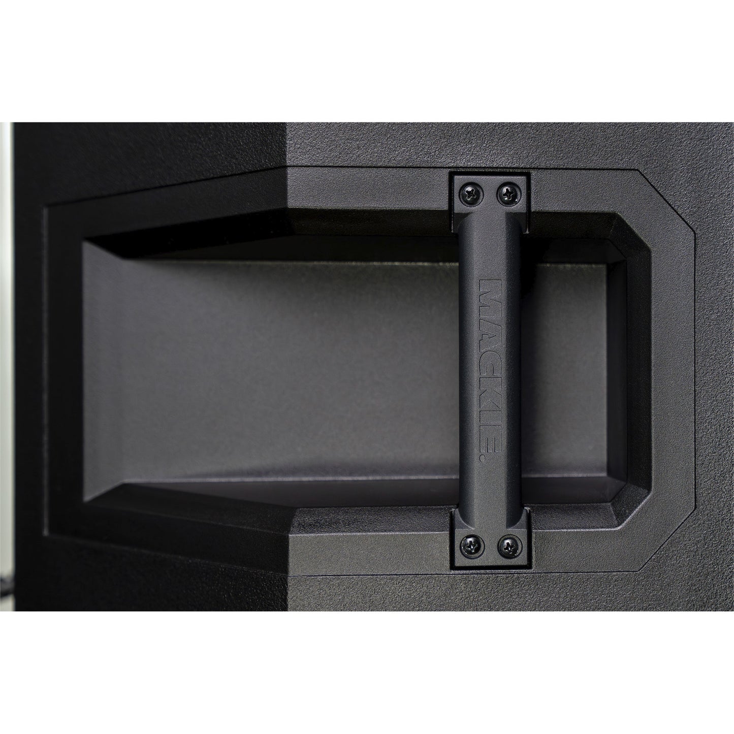 205508_Mackie-2061035-00-Powered-PA-Speaker-With-Bluetooth_ALT4sqr