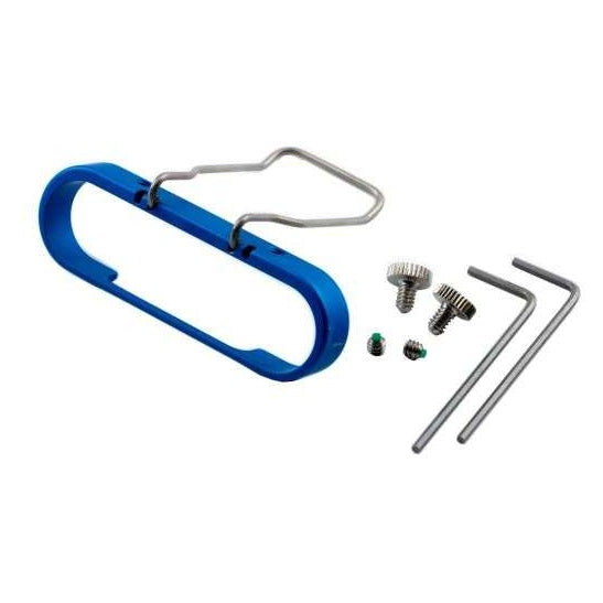 Dual-battery transmitter belt clip with blue anodized frame and wire clip, shown with two thumbscrews, two set screws and two hex keys, Lectrosonics