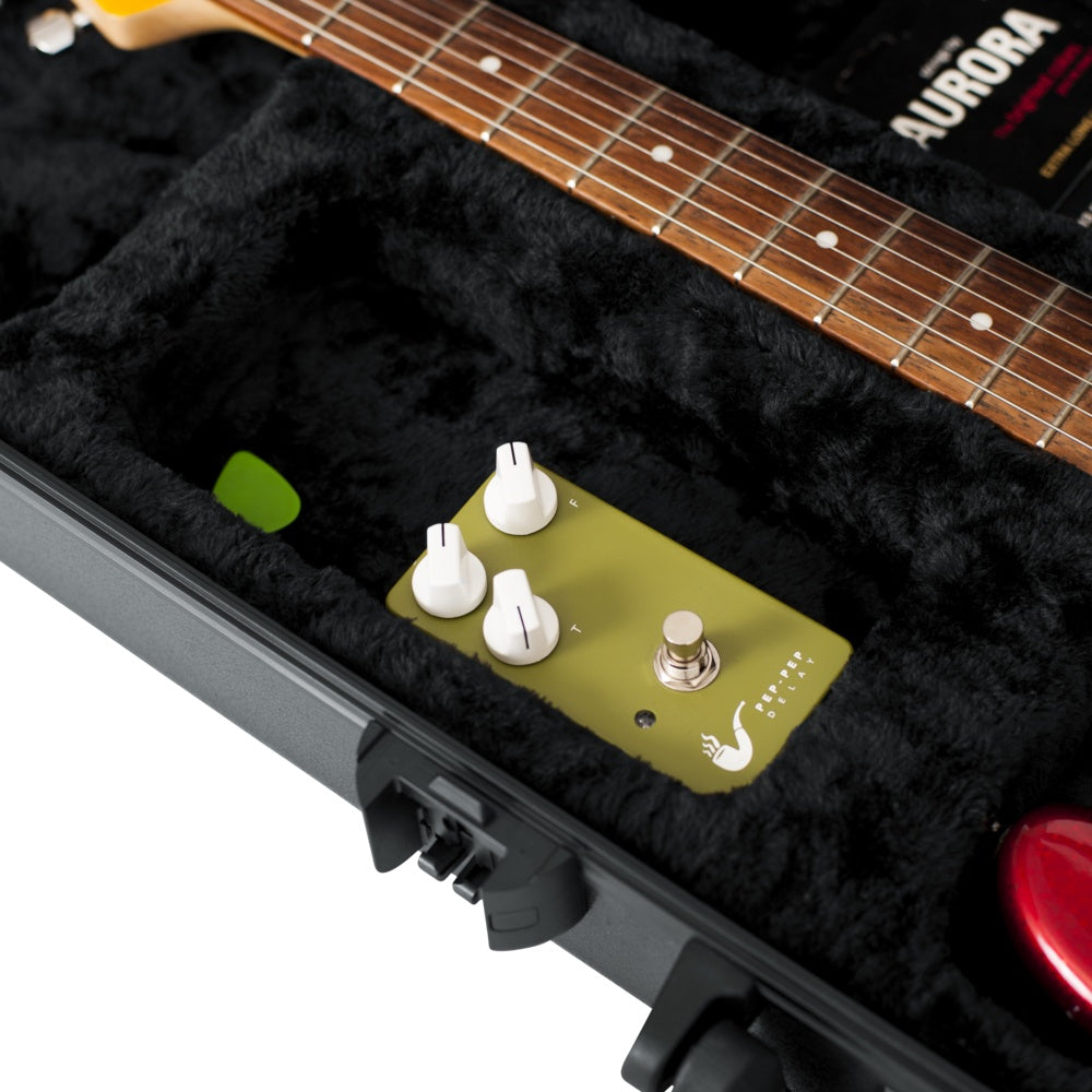93712_Gator-GTSA-GTRELEC-TSA-ATA-Molded-Electric-Guitar-Case_ALT17sqr