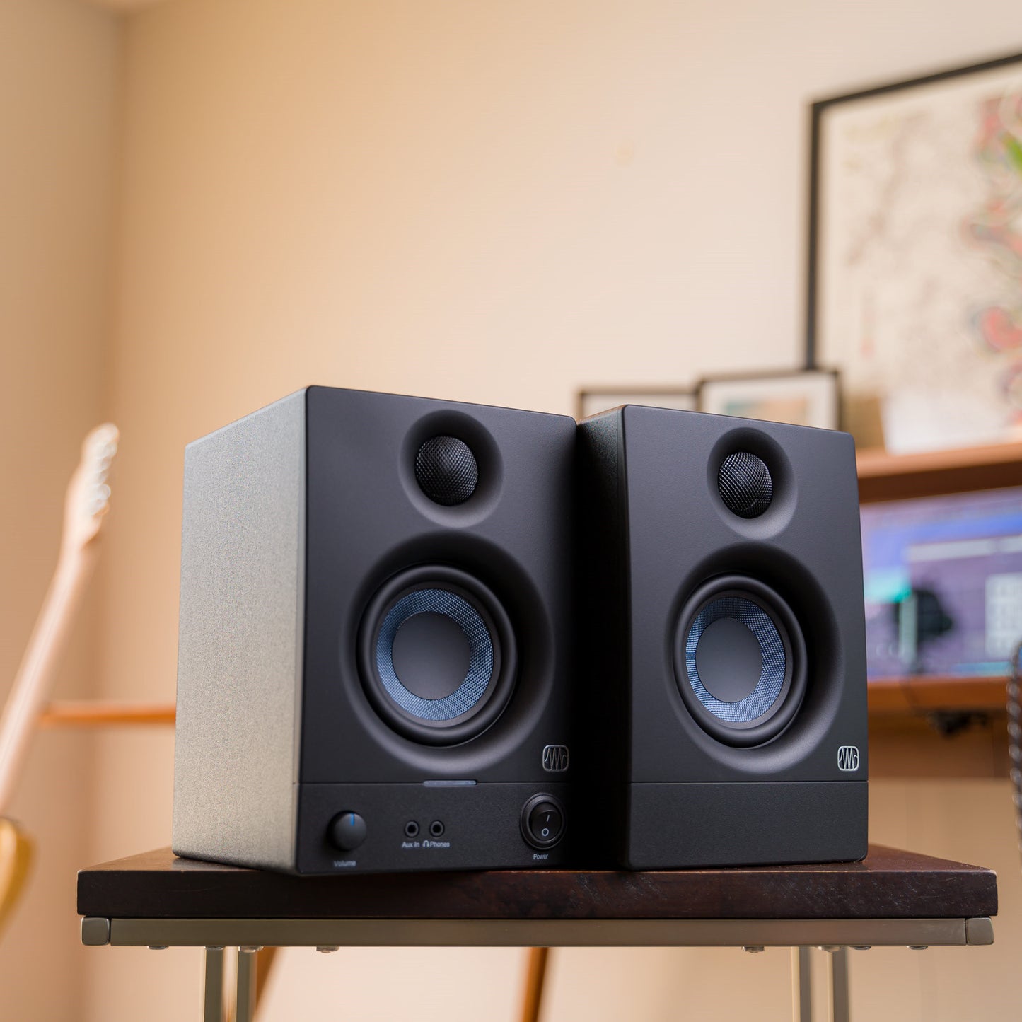 Presonus Eris 3.5 3.5-Inch Media Reference Monitors lifestyle