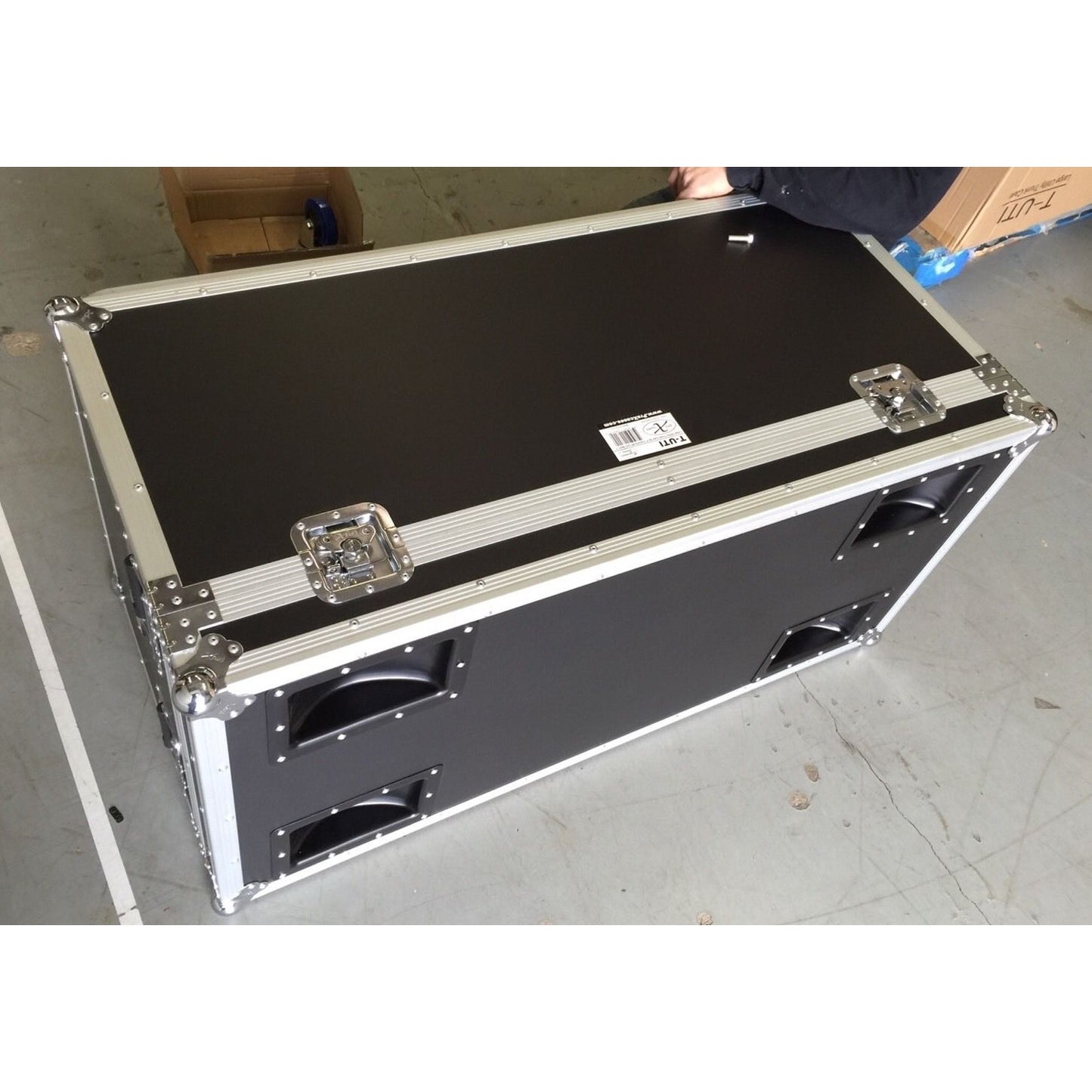 ProX Utility Trunk Storage Case ATA Road Case With Foam | Large (21.5 in x 44 in x 21 in) | Recessed Spring-Loaded | 4" Casters (2 Locking)
