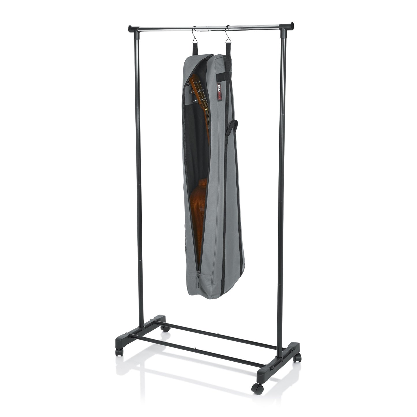 102820_Gator-GCB-ACOUSTIC-Closet-Hanging-Bag-For-Acoustic-Guitars_ALT01sqr