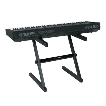 102845_Gator-GFWKEYZ0500-Z-Style-Keyboard-Stand-Seated-Playing_ALT07sqr
