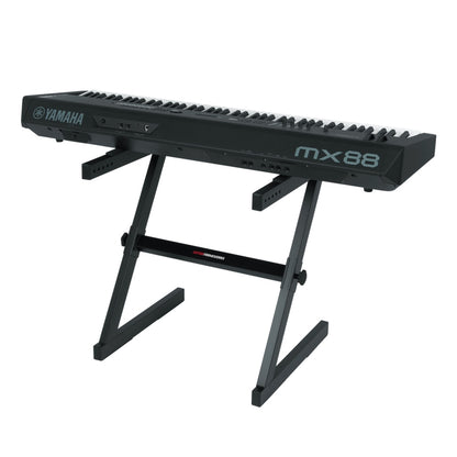 102845_Gator-GFWKEYZ0500-Z-Style-Keyboard-Stand-Seated-Playing_ALT08sqr