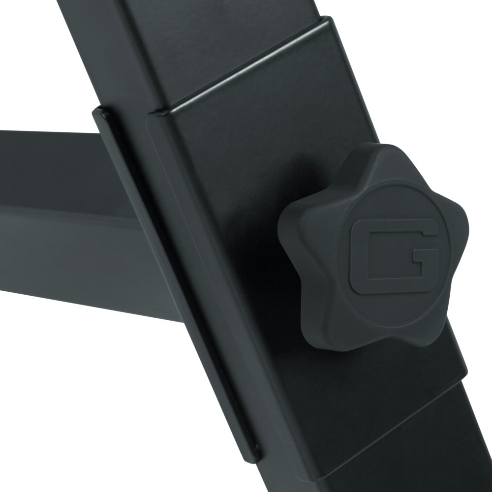 102845_Gator-GFWKEYZ0500-Z-Style-Keyboard-Stand-Seated-Playing_ALT11sqr