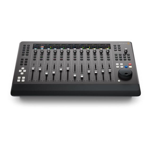 105982_Blackmagic-Design-Fairlight-Desktop-Console-Audio-Control-Surface_ALT02sqr