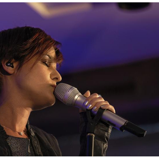 Sennheiser ew 500-G4-935 Wireless Handheld Microphone System lifestyle