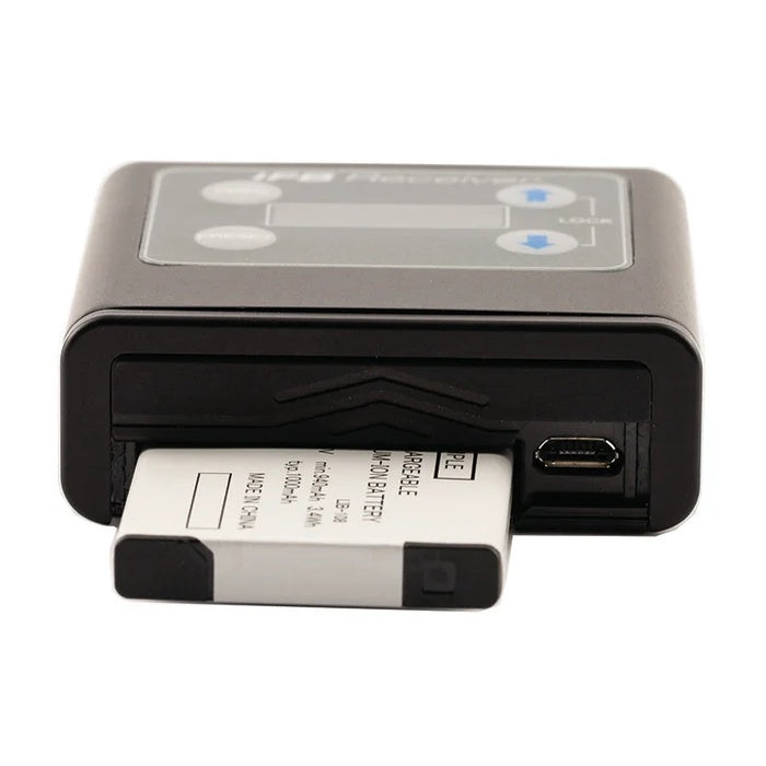 118428_Clear-Com-UHF-IFB-Receiver-with-Rechargeable-Battery-_-537.6---607.95_ALT02sqr