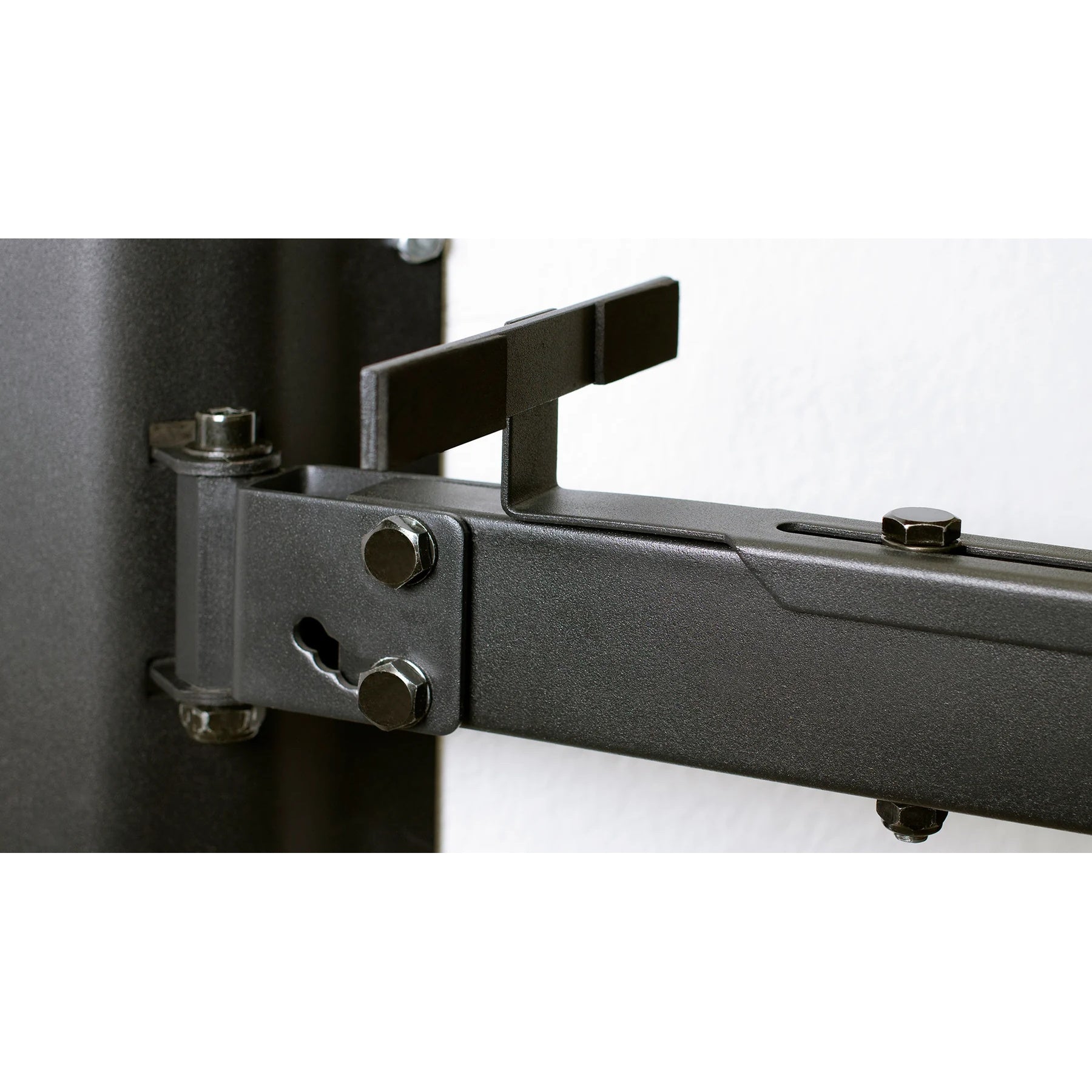 119796_Ultimate-Support-JS-WMB100-Adjustable-Wall-Mount-Speaker-Bracket_ALT04sqr