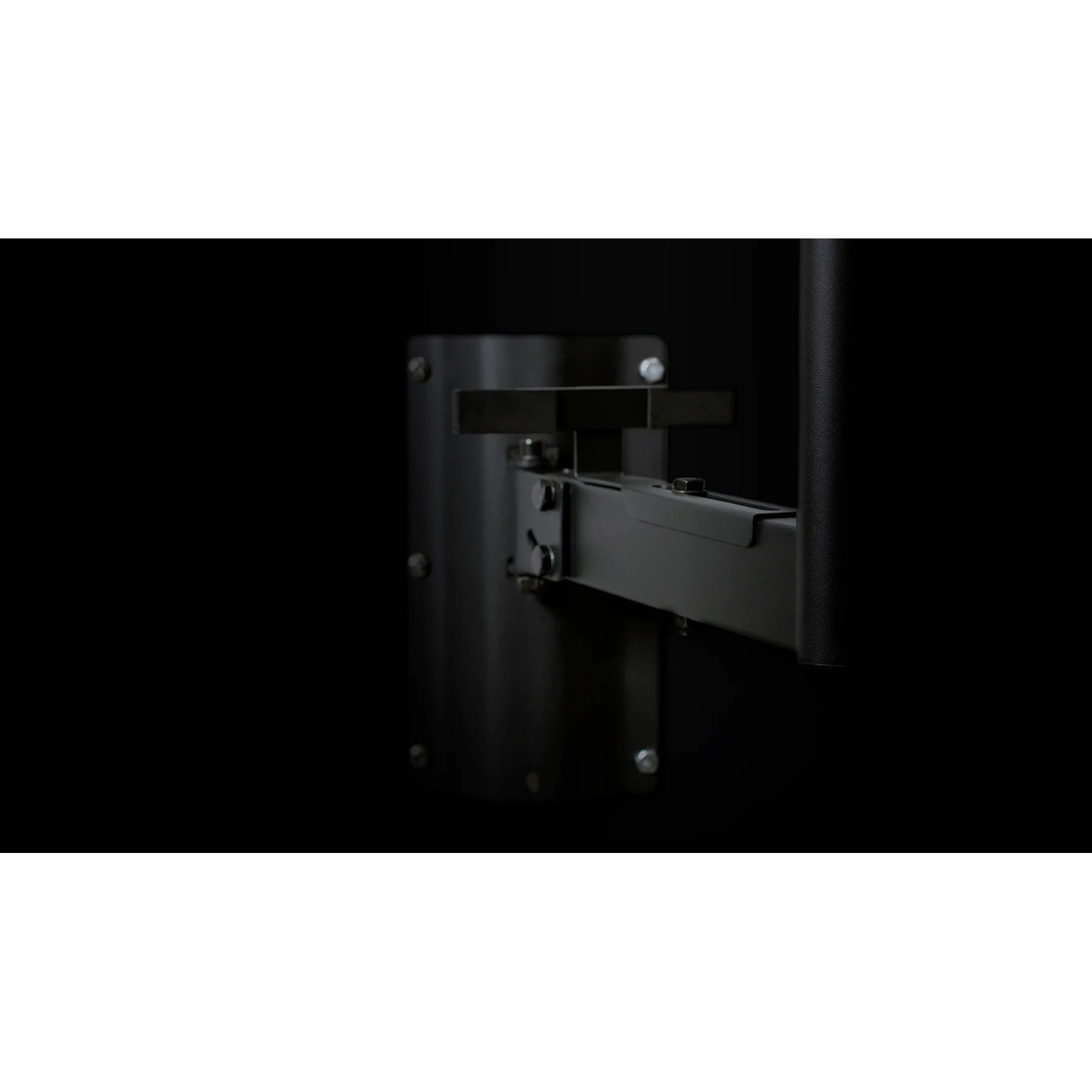 119796_Ultimate-Support-JS-WMB100-Adjustable-Wall-Mount-Speaker-Bracket_ALT07sqr