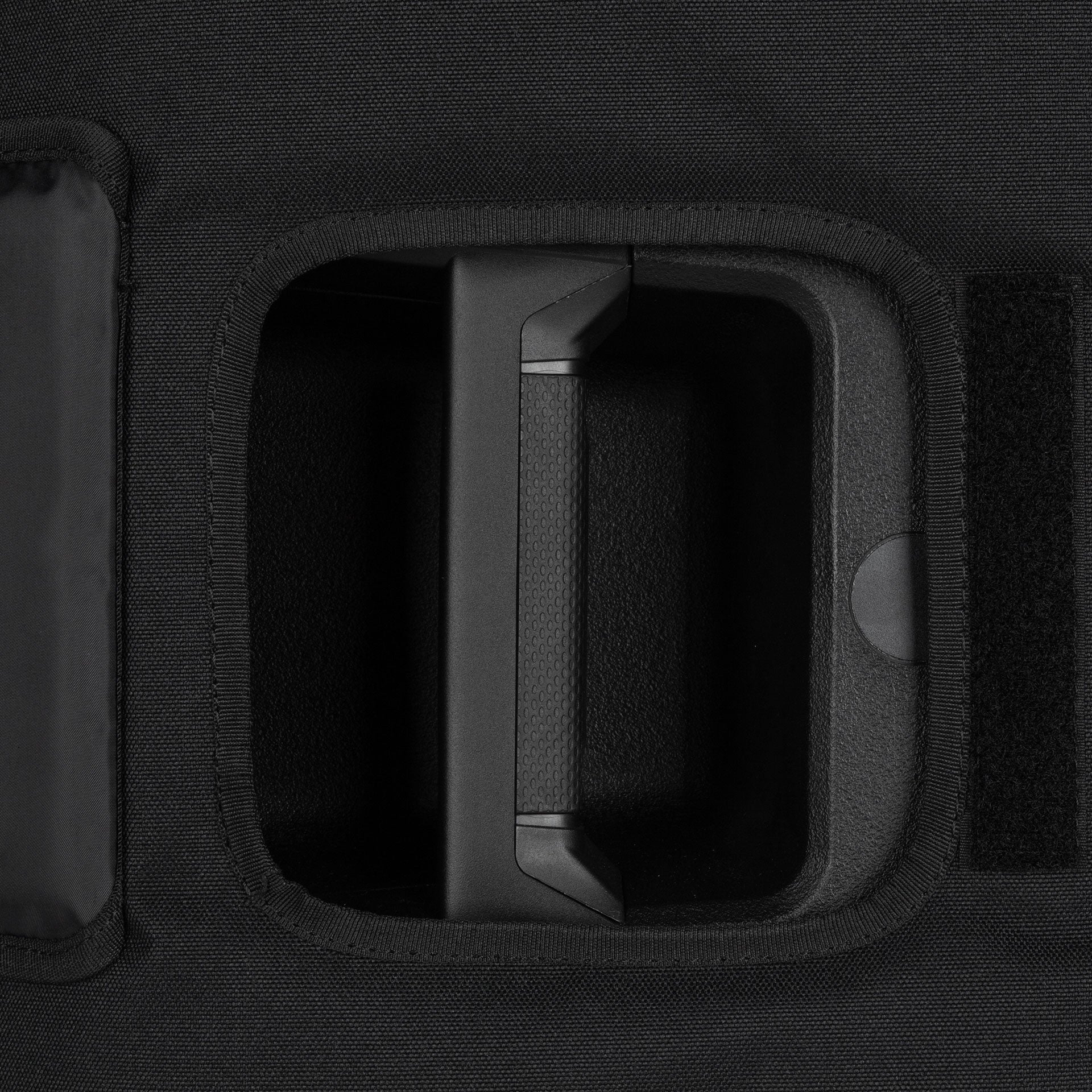 RCF CVR ART 915 Protective Speaker Cover handle detail
