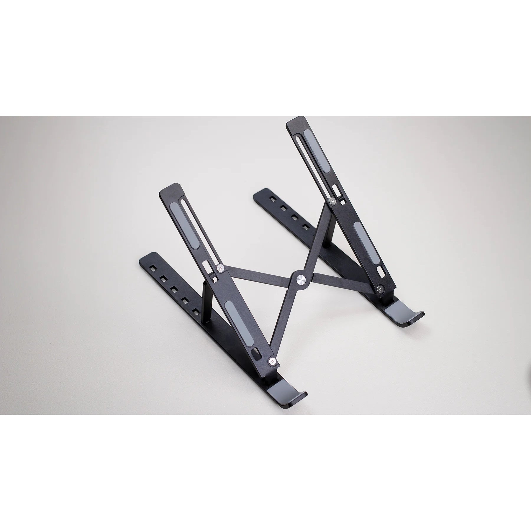 131387_Ultimate-Support-JS-MDS50-Ultra-Compact-Adjustable-Device-Stand_ALT11sqr