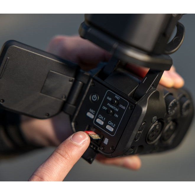 Zoom Q8n-4K Ultra High Definition Handy Video Recorder back