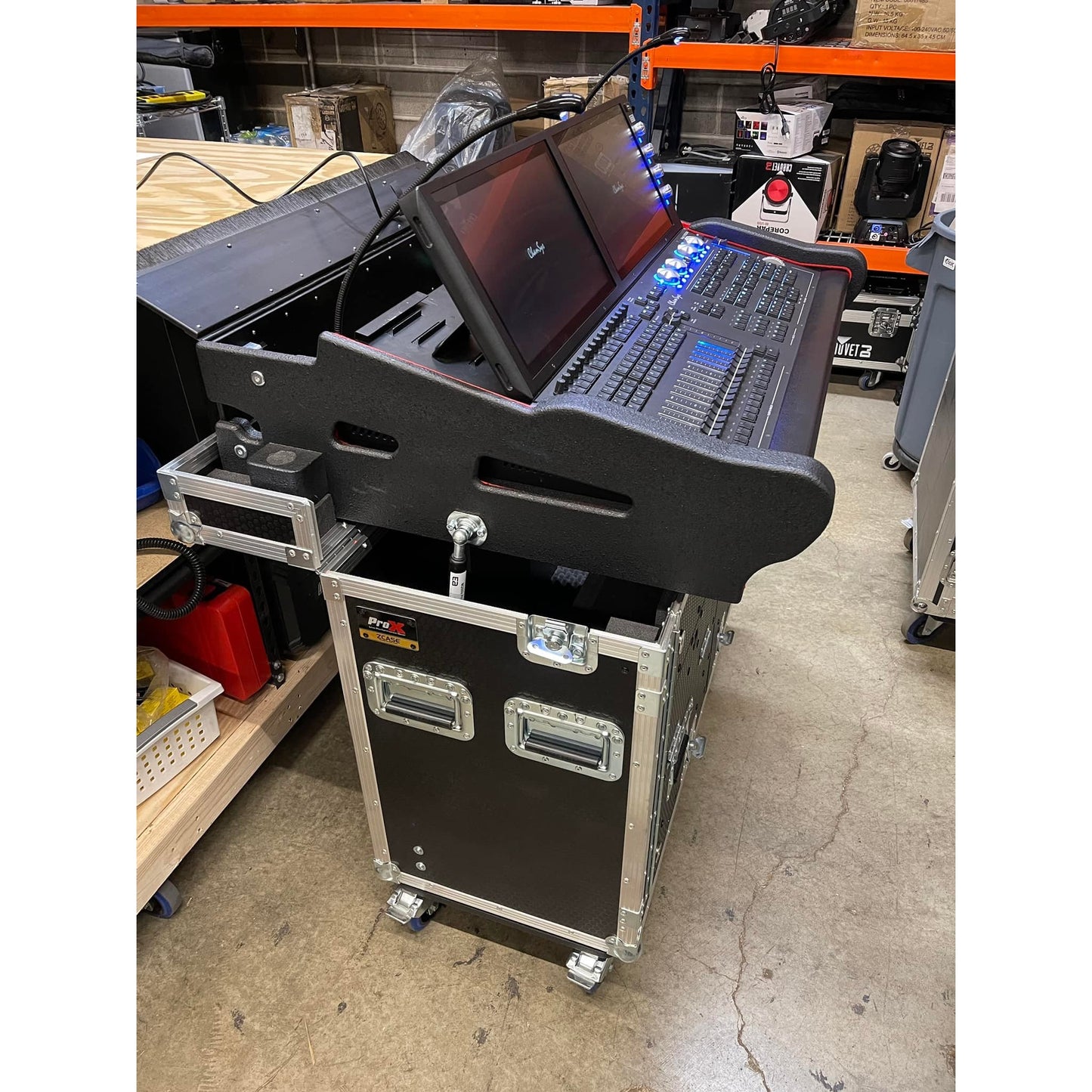 ProX Flip-Ready Hydraulic Console Case For Digital Audio Consoles | ChamSys MagicQ MQ500M | Fixed