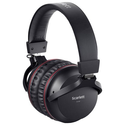 Focusrite Scarlett 2i2 headphones
