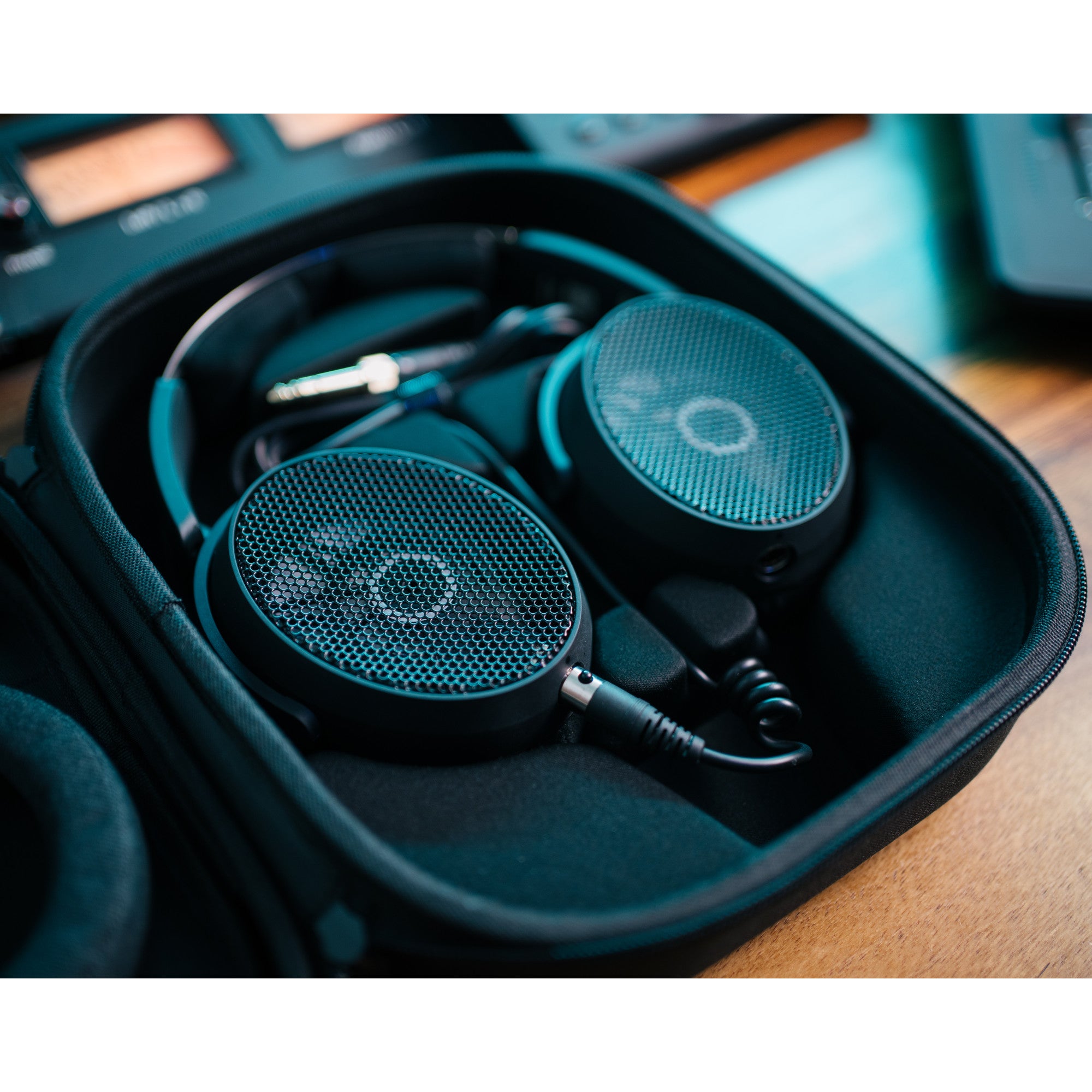 Sennheiser HD 490 PRO Plus Professional Reference Studio