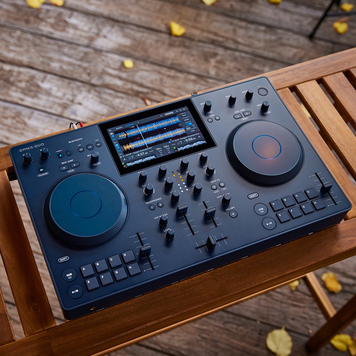 AlphaTheta OMNIS-DUO Portable All-in-One DJ System lifestyle