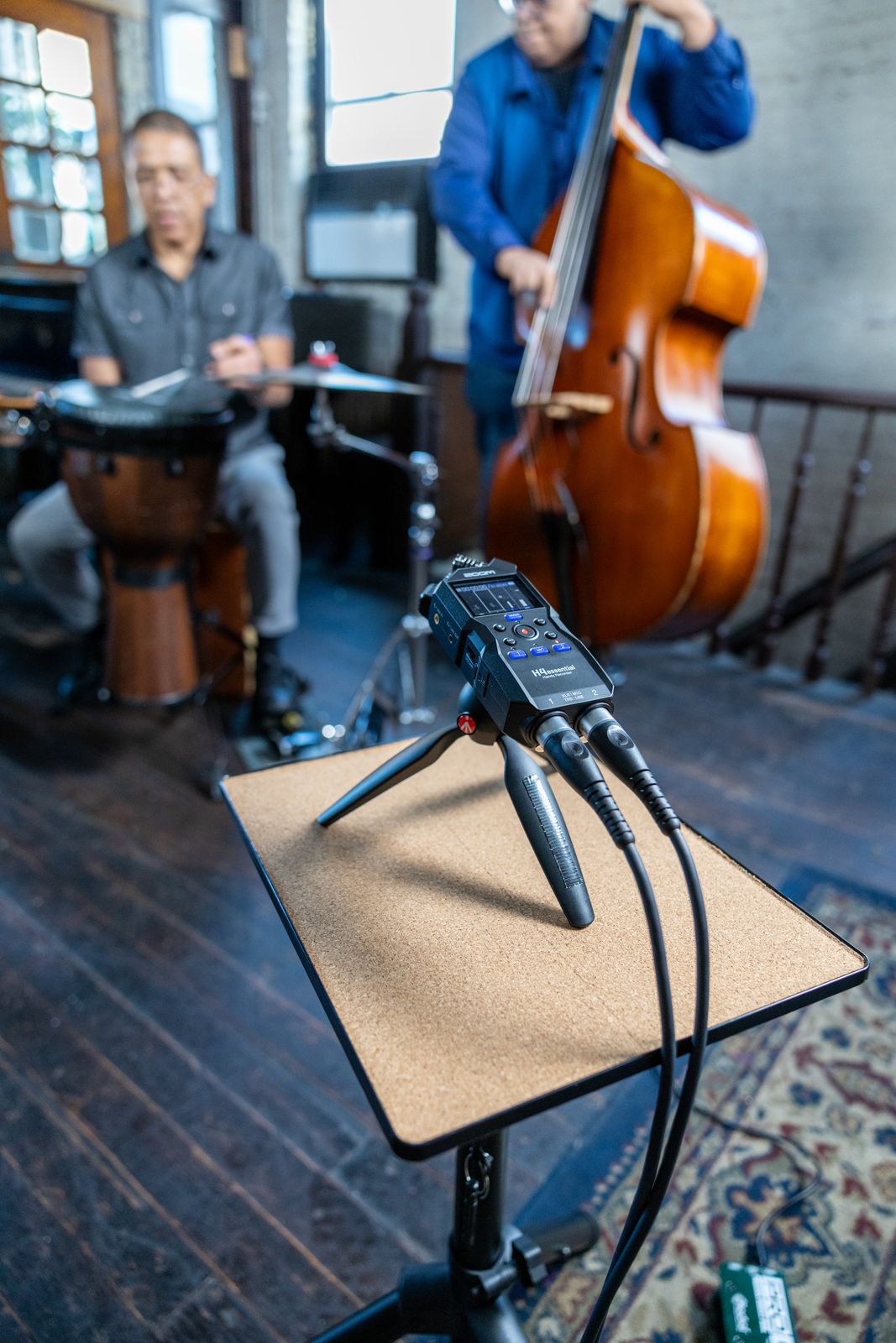 Zoom H4essential ZH4E 4-Track 32-Bit Float Audio Recorder