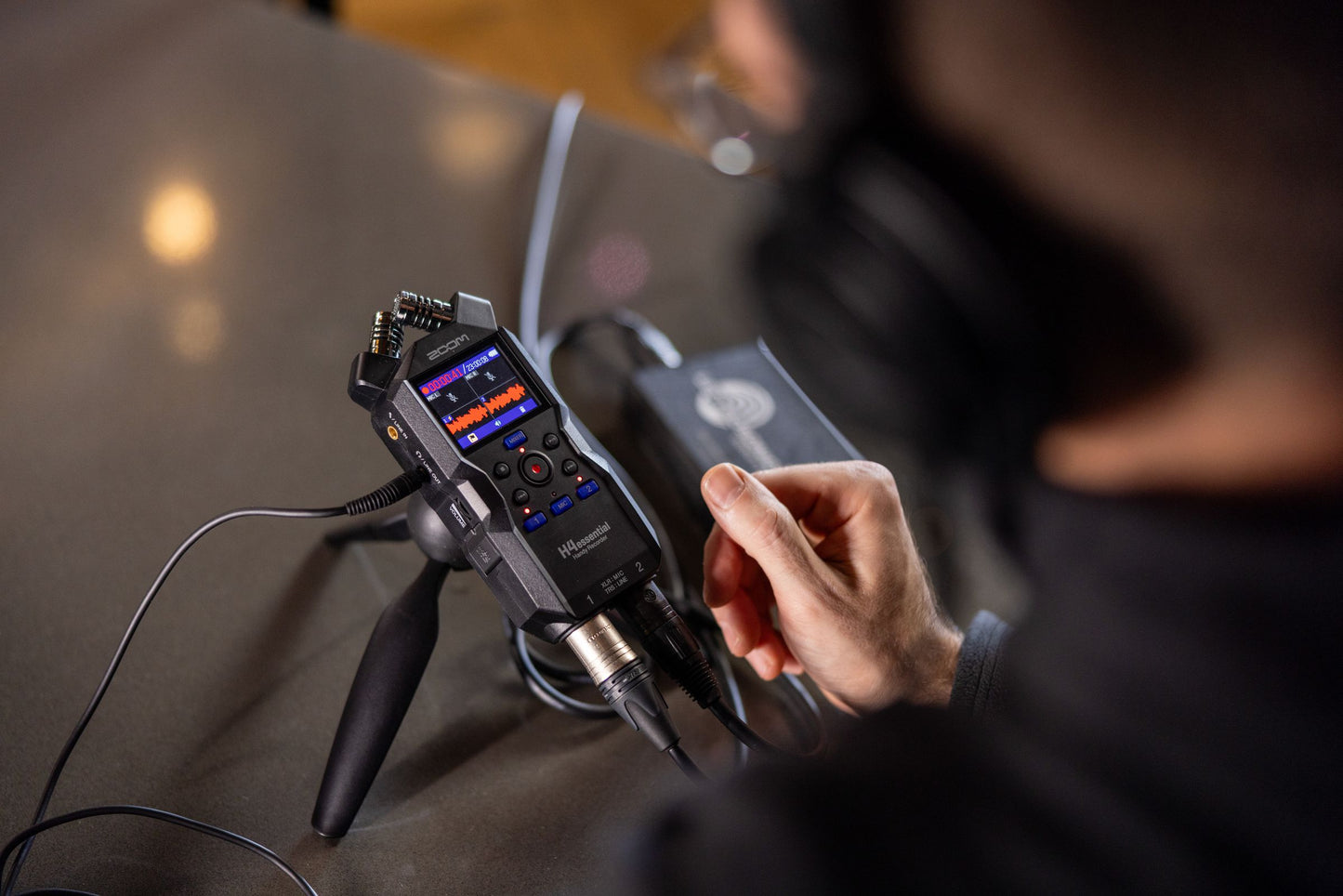 Zoom H4essential ZH4E 4-Track 32-Bit Float Audio Recorder