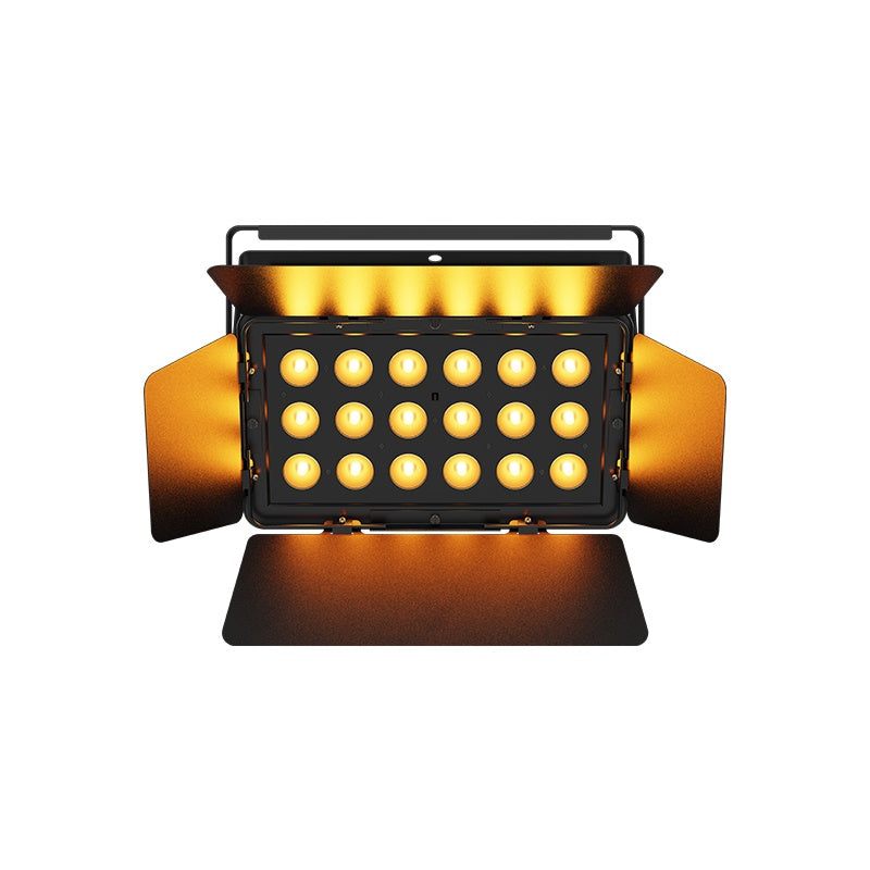 Chauvet DJ SLIMBANKH18ILS Hex-Color LED Wash Batten With ILS