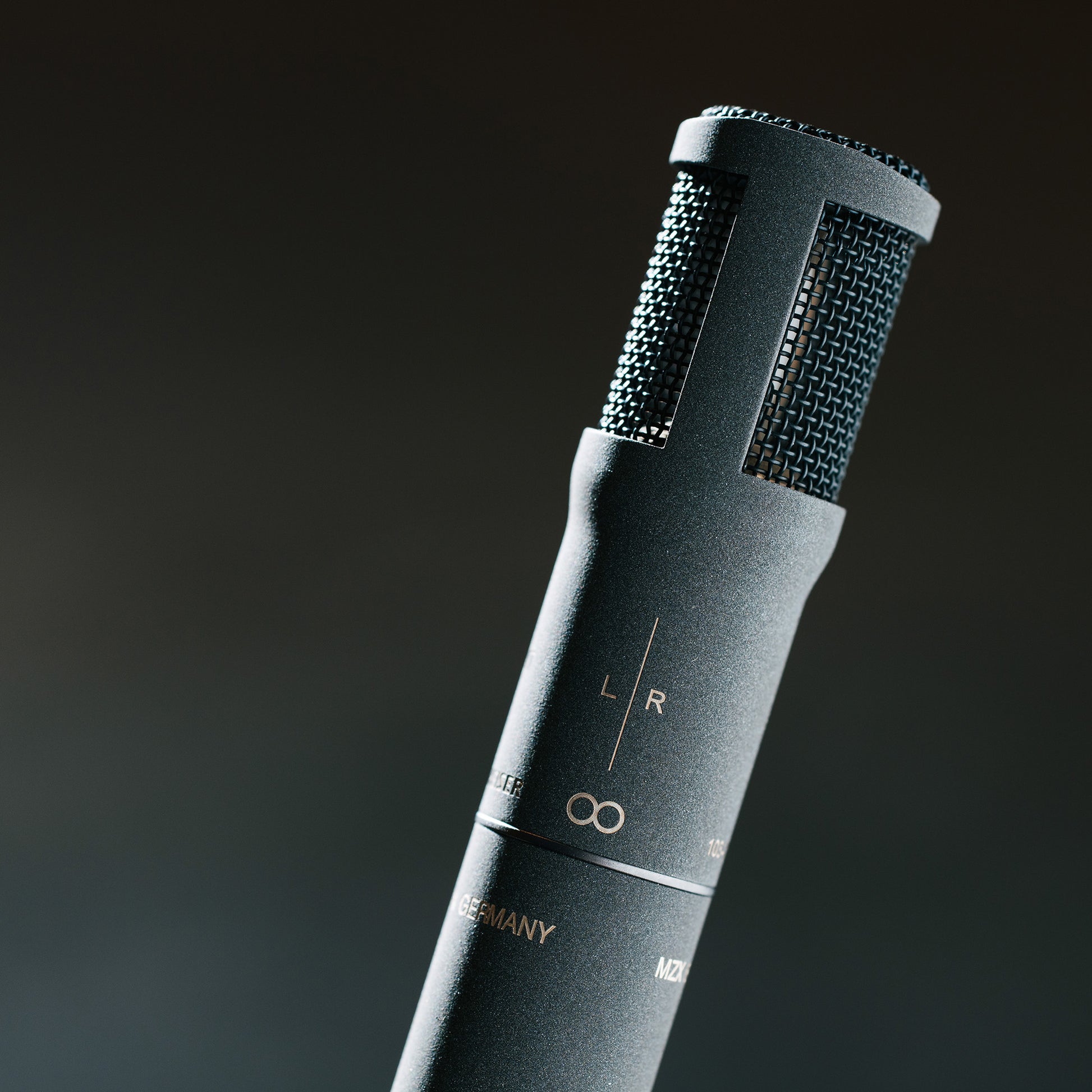 Sennheiser MKH 8030 Figure-8 RF Condenser Microphone detail