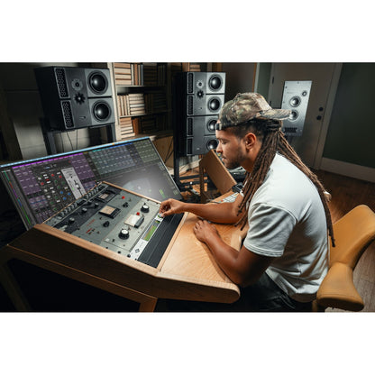 Universal Audio Apollo x16D Networked Audio Interface Dante Thunderbolt | UAD Analog Classics