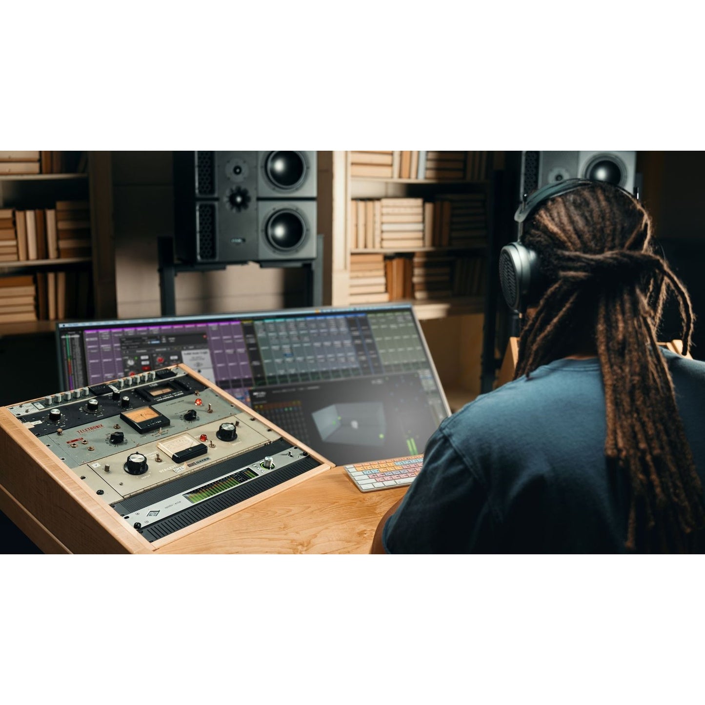 Universal Audio Apollo x16D Networked Audio Interface Dante Thunderbolt | UAD Analog Classics
