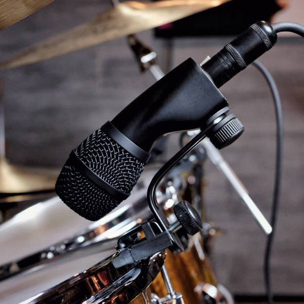 Earthworks DK6 6-Piece Drum Microphone Kit lifestyle 3