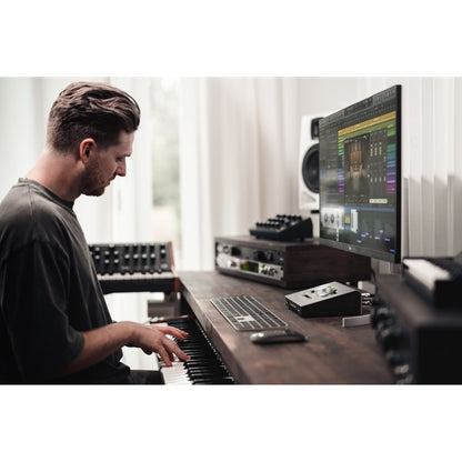 Universal Audio Apollo Twin X QUAD Desktop Thunderbolt Interface | UAD Analog Classics Pro