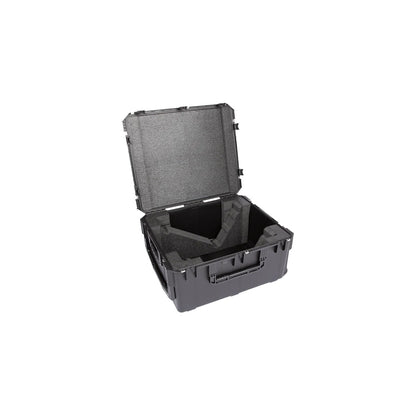 3i3026-15LV1 case three-quarter view of empty interior with pull handle and side latches visible, SKB