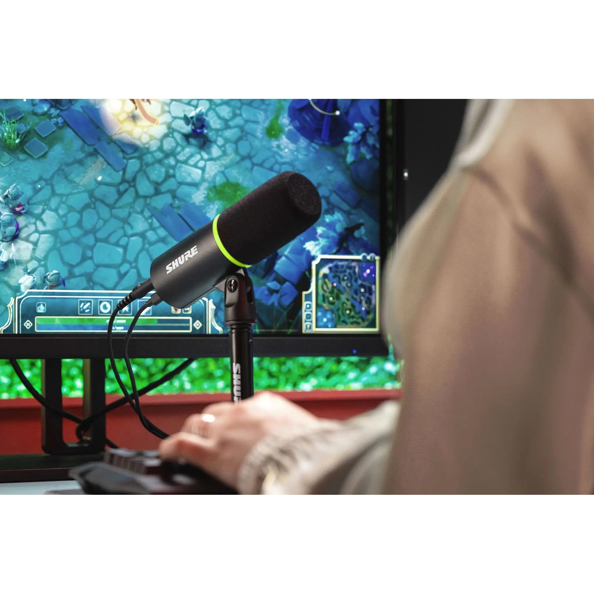148200_Shure-MV6-USB-Gaming-Microphone-With-Voice-Isolation-Technology_ALT04sqr