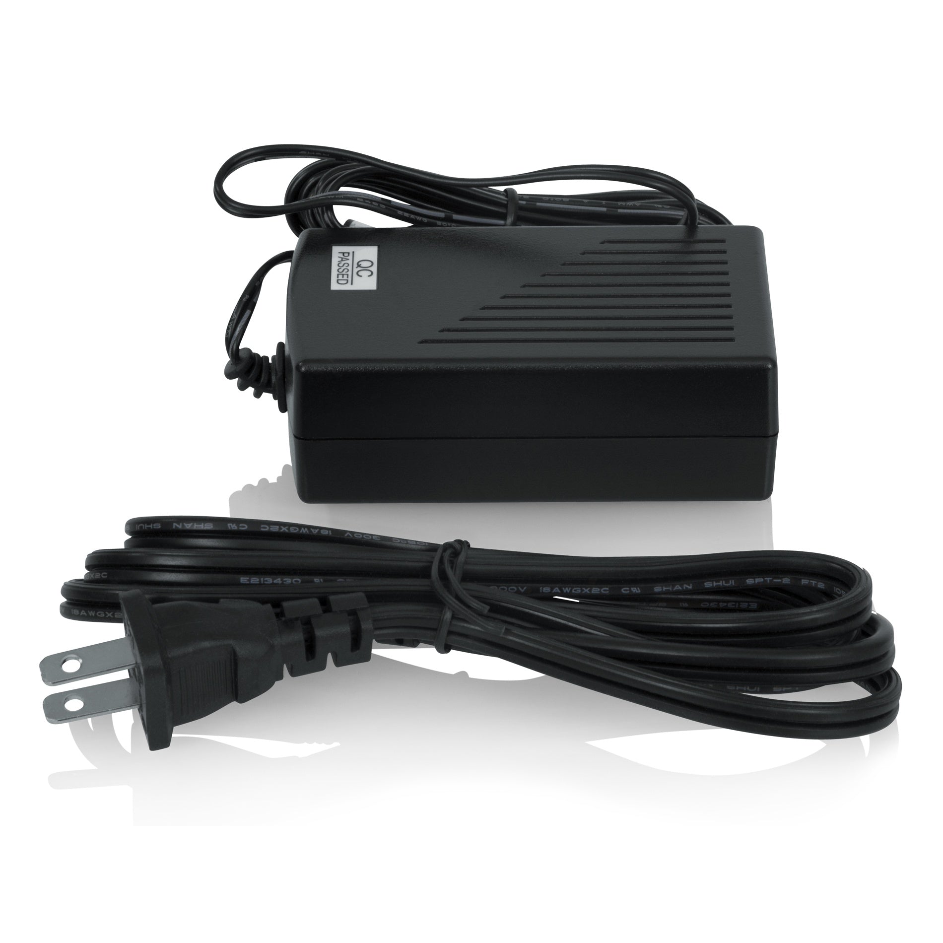 15744_Gator-G-BUS-8-US-Isolated-Guitar-Pedal-Board-Power-Supply-1700mA-9V-18V-Multi-Output-DC-Pedalboard-PSU_ALT04sqr