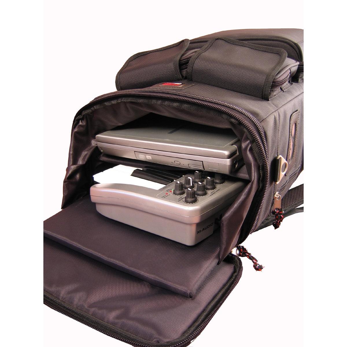 15896_Gator-GK-LT25W-Midi-Controller-And-Laptop-Backpack-Case-With-Wheels_ALT03sqr