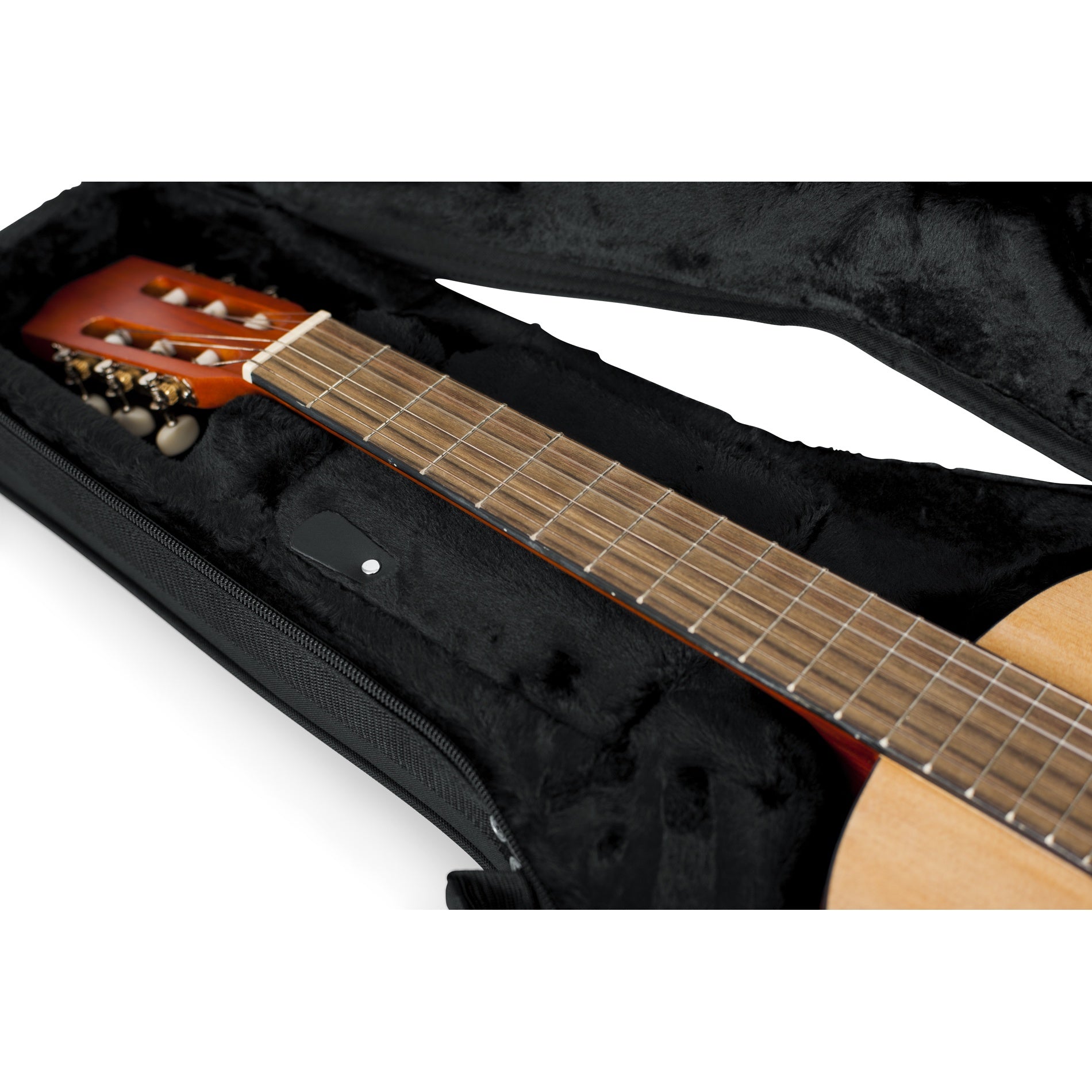 15942_Gator-GL-CLASSIC-Classical-Guitar-Lightweight-EPS-Foam-Case_ALT05sqr