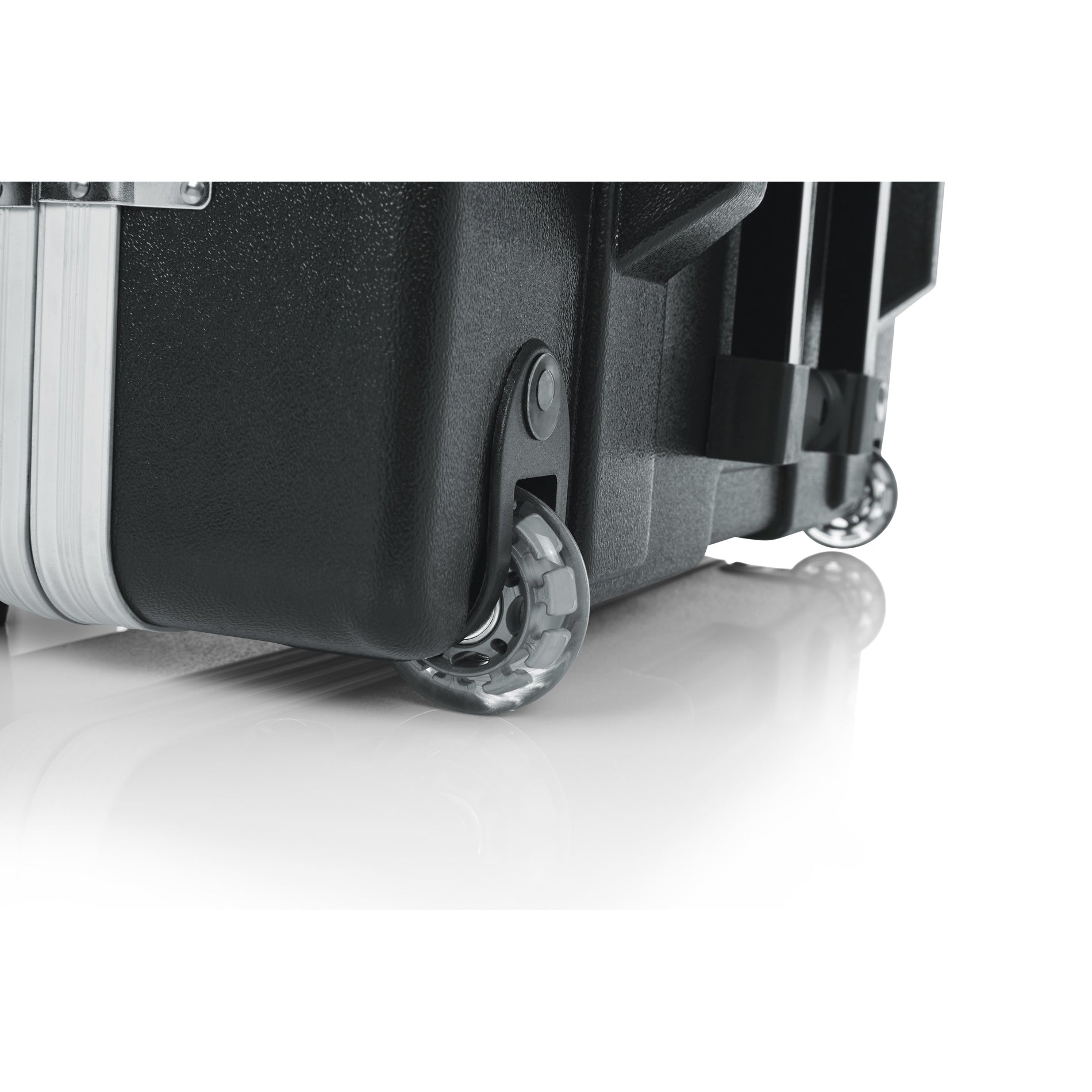 16010_Gator-G-MIX-20X30-20_-x-30_-Polyethylene-Mixer-Case-With-Wheels_ALT07sqr