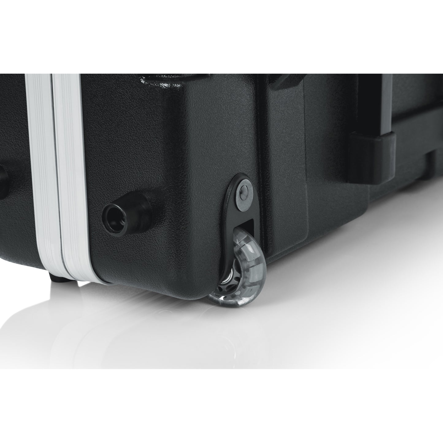 16012_Gator-G-MIX-24X36-Mixer-Case-With-Wheels---24_-x-36_-ATA-Molded_ALT06sqr