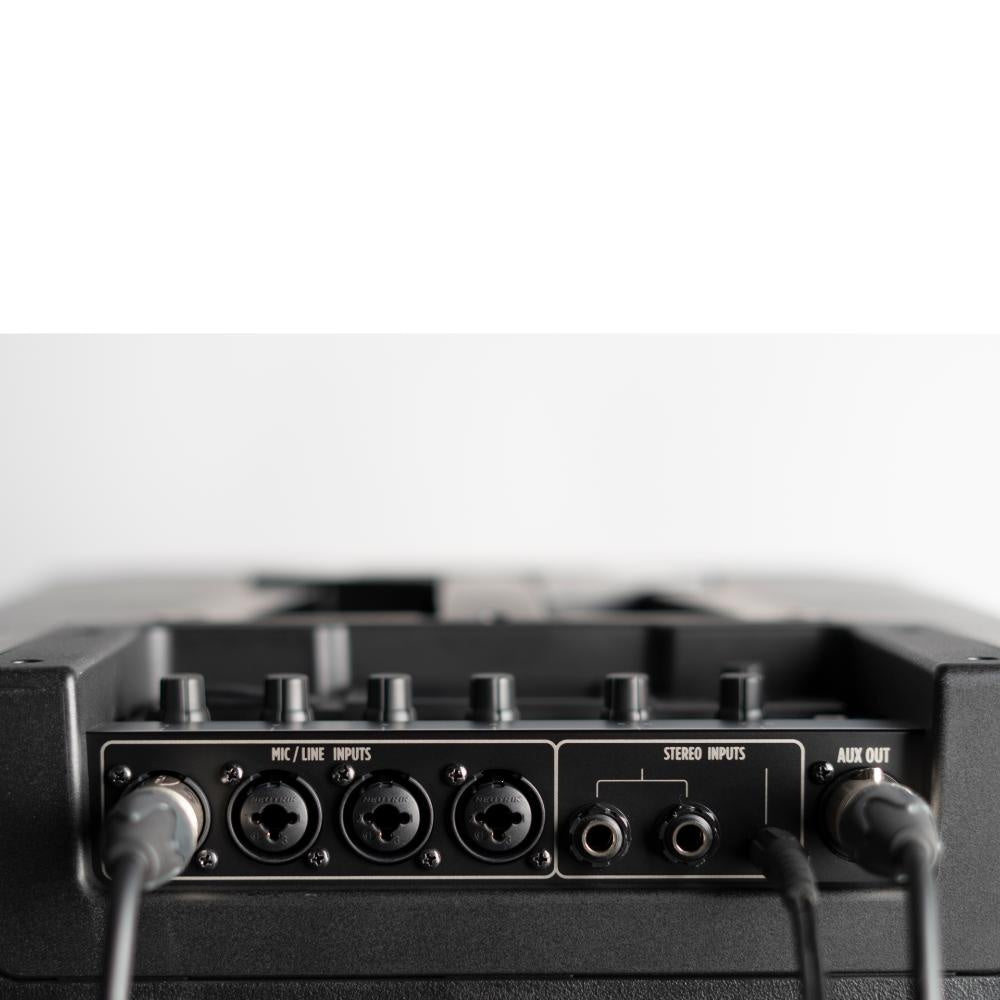 205413_RCF-EVOX-JMIX9-Portable-Column-Array-with-Integrated-Mixer-_-White_ALT09sqr
