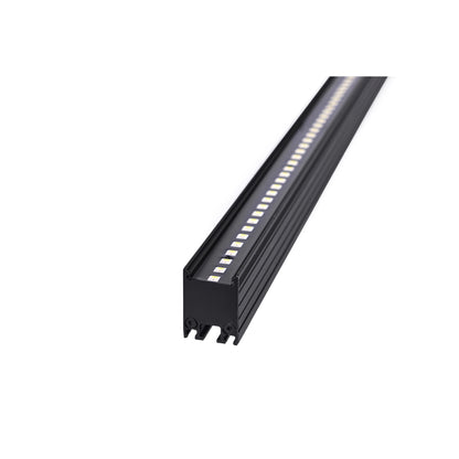 VDO Sceptron XB end-cap detail showing LED pixel row and extruded aluminum mounting channel, Martin Lighting