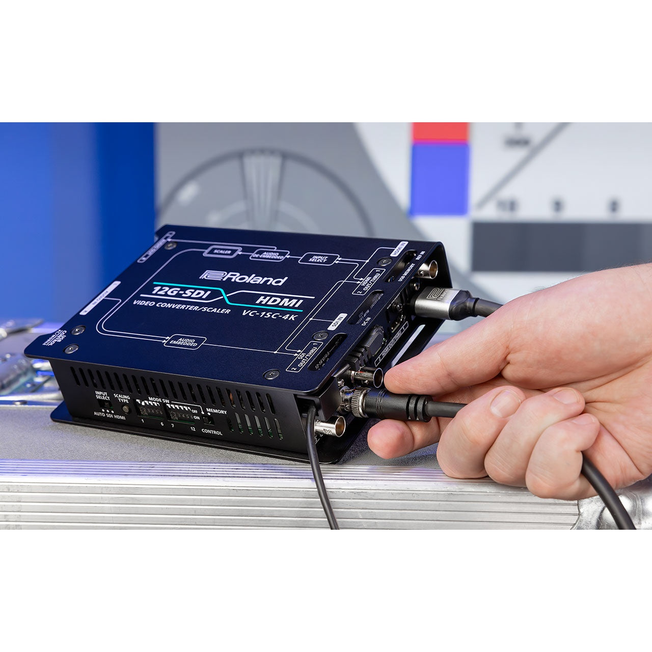 Roland 424981A VC-1SC-4K Compact 4K Video Converter and Scaler
