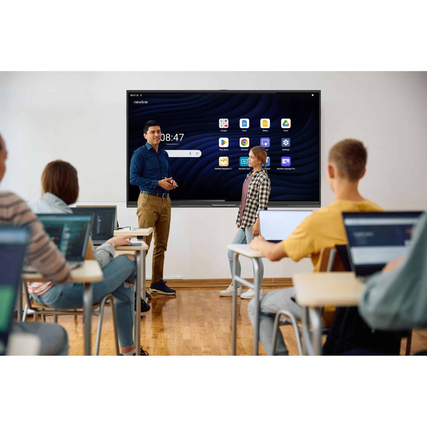 Newline Interactive Q Ultra Elite 4K Interactive Display Android 16 | 98"
