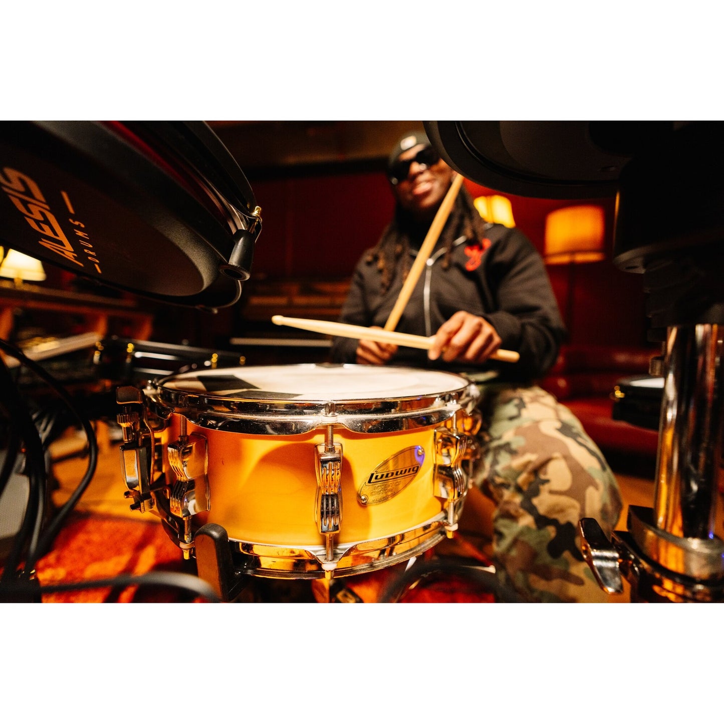 Alesis STRATACLUBXUS 7-Piece E-Drum Kit With Touchscreen Module