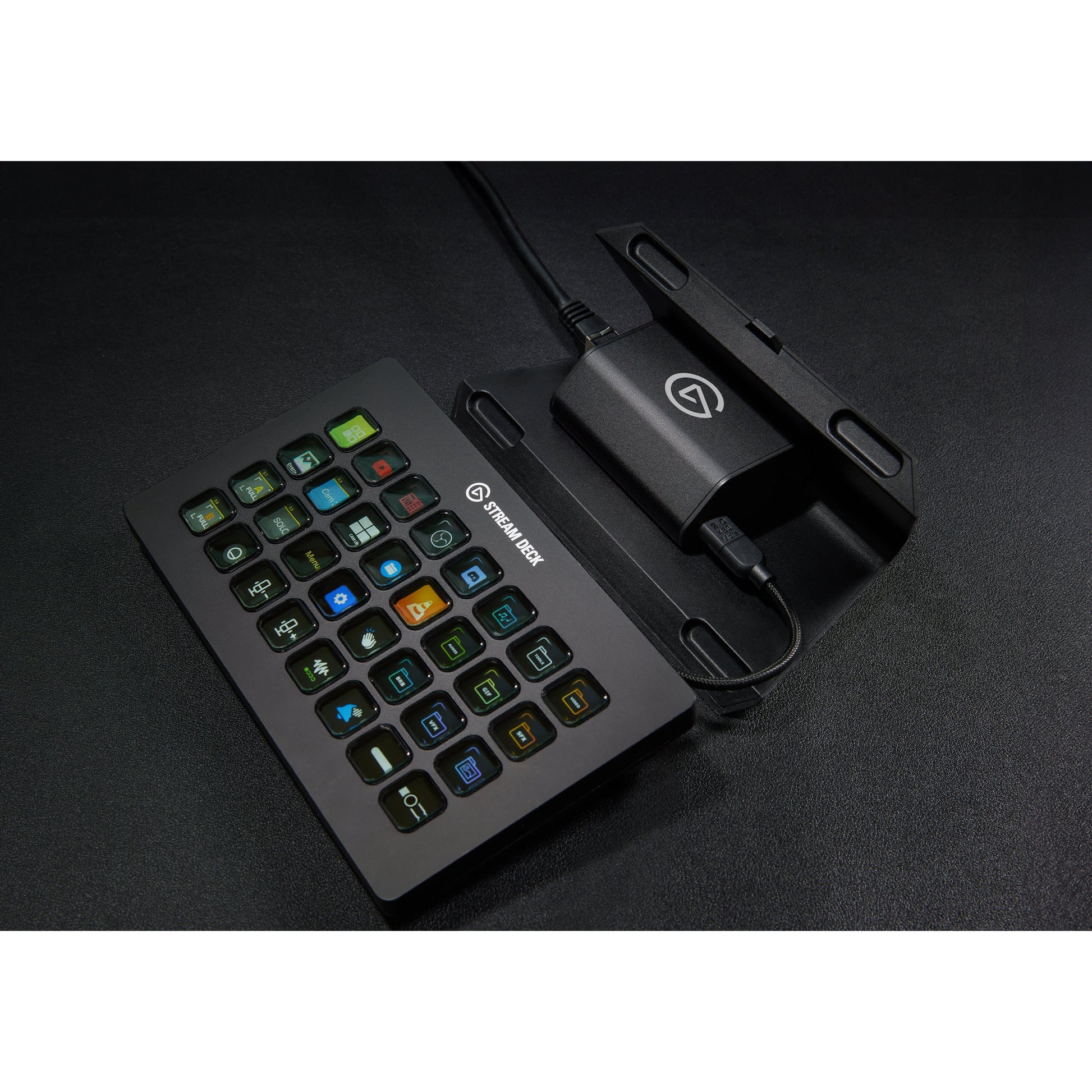 207950_Elgato-10GBW9901-Stream-Deck-Ethernet-Network-Dock_ALT04sqr