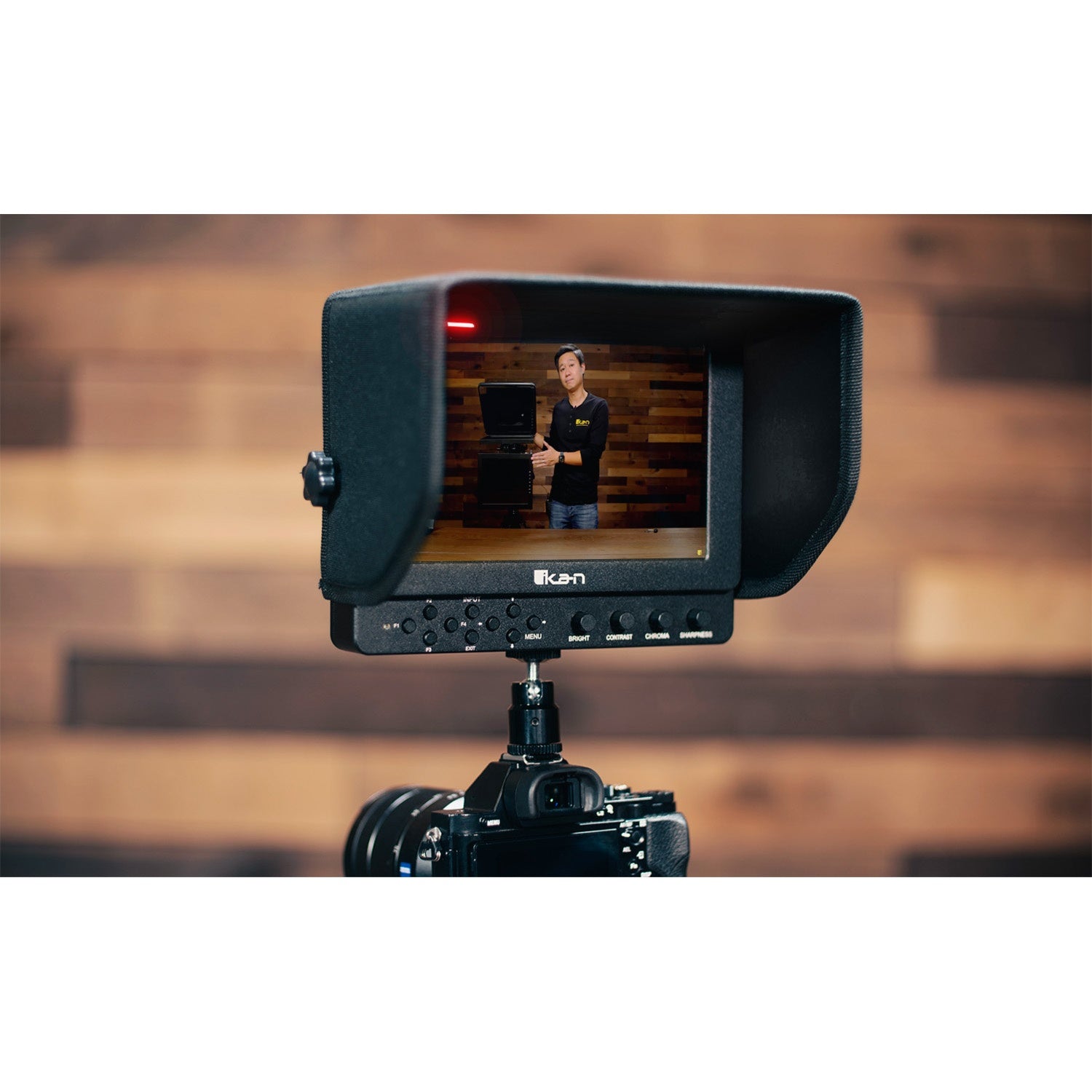 207965_ikan-international-VXF7-HB-7_-High-Bright-4K-On-Camera-Field-Monitor_ALT08sqr