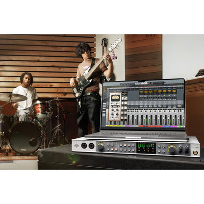 208211_Universal-Audio-VOLT876-24x28-USB-2.0-Rackmount-Audio-Interface_ALT03sqr