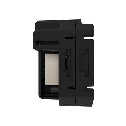208481_IPORT-72102-PoE-Adapter-for-In-Wall-iOS-Device-Power_ALT03sqr