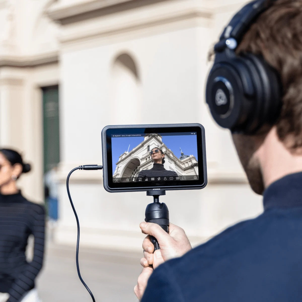 209024_Atomos-ATOMSHB005-Shinobi-7-II-HDR-On-Camera-Monitor_ALT05sqr