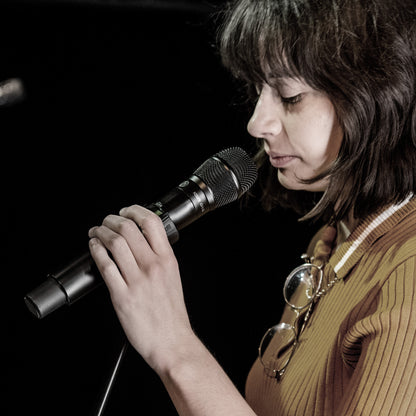 Shure ULXD2/KSM9 Digital Handheld Transmitter lifestyle 2